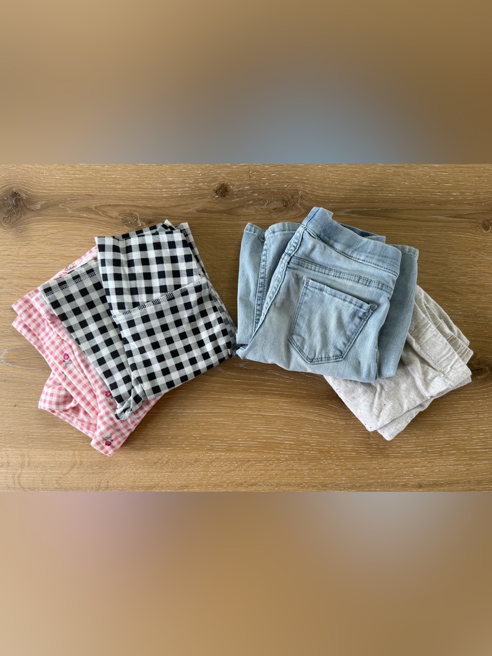 4 pair girls size 6/7 pants